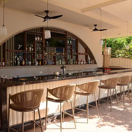 ألميرا بارك الفندقية بخدمة ذاتية 4*