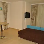 Apartahotel Almera Park 4*