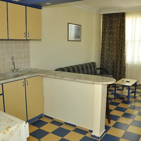 Aparthotel Almera Park