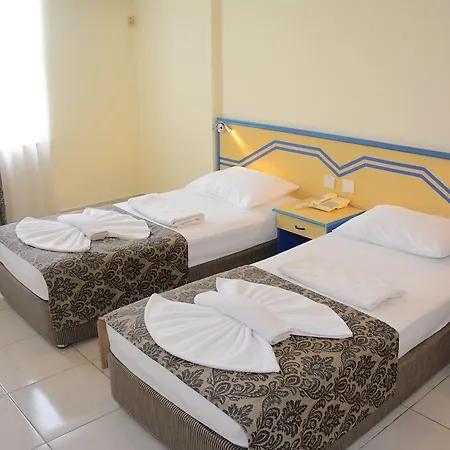 Hotel apartamentowy Almera Park 4*