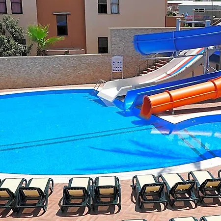 Almera Park Lejlighedshotel 4*