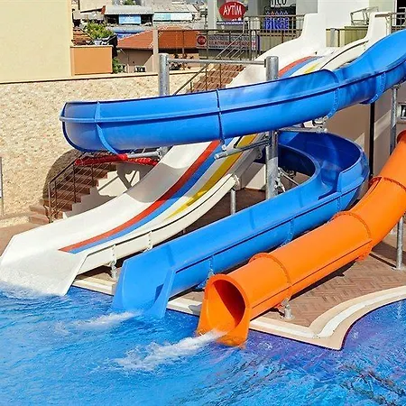 Hotel apartamentowy Almera Park