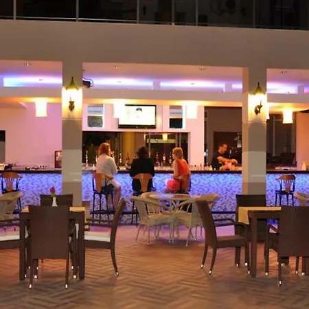 Hotel de apartamente Almera Park 4*