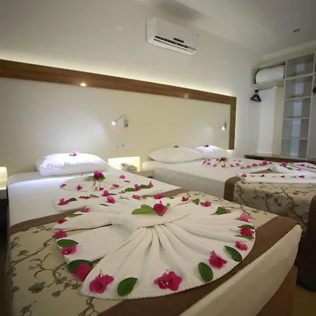 Lägenhetshotell Almera Park 4*