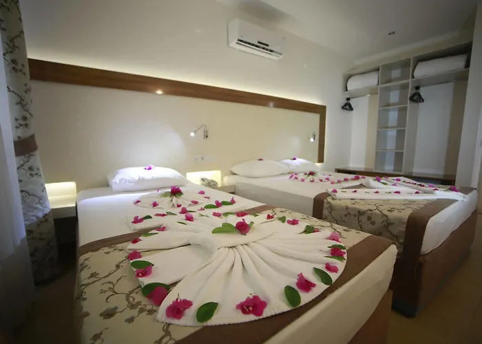 Aparthotel Almera Park 4*