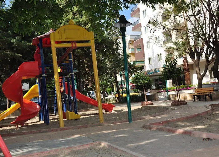 Aparthotel Almera Park